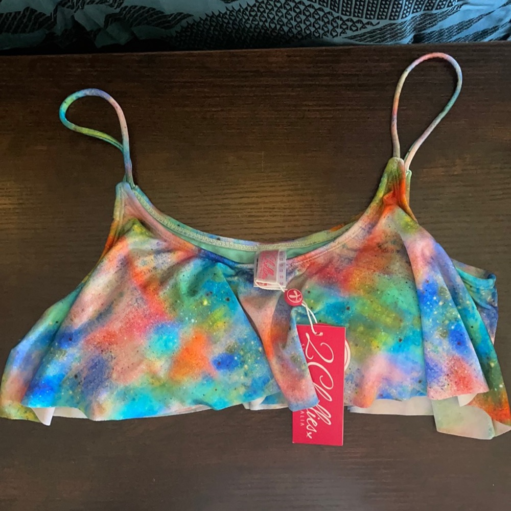 2 Chillies Swimwear Top. Size 12.